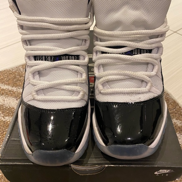 Concord Jordan 11s ( Gs) - Picture 2 of 6